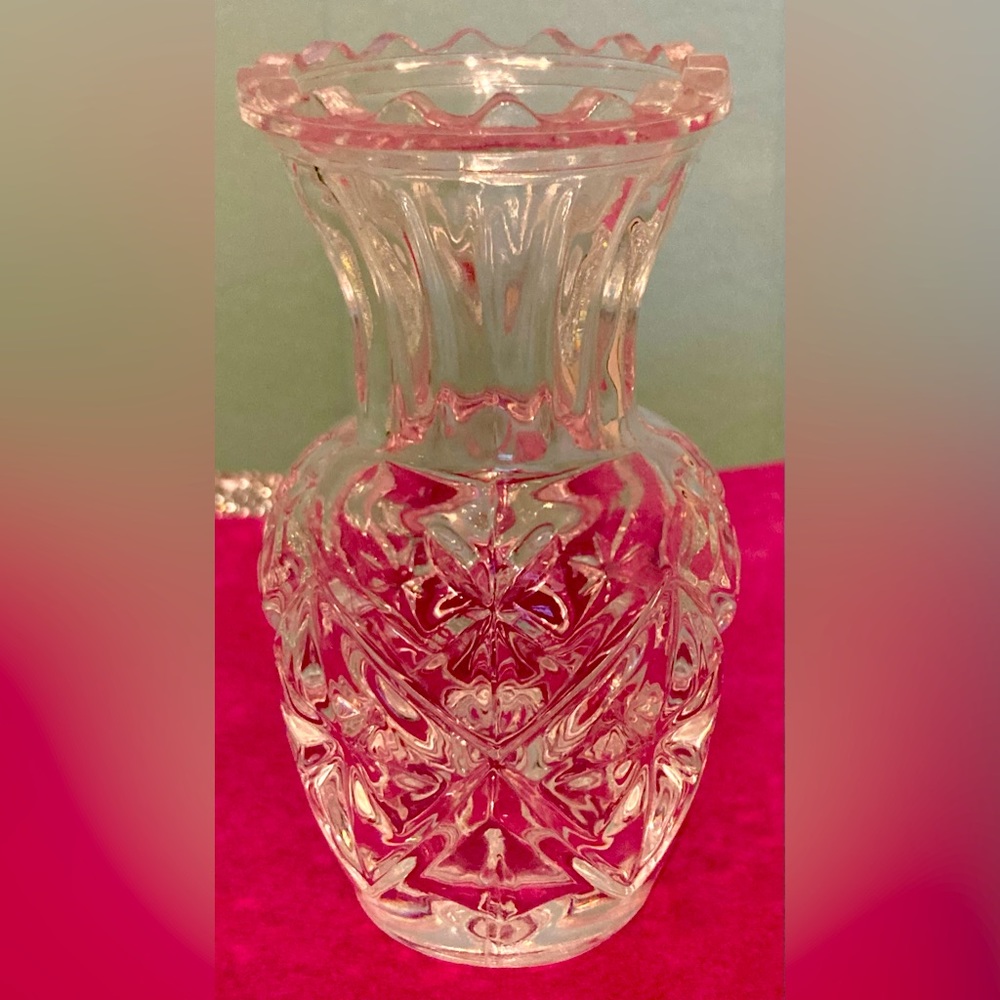 Mini crystal vase